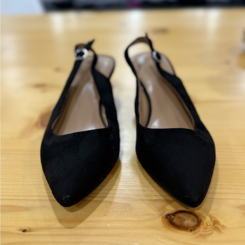 Banana Republic Black Heels Sleek Minimalist Design